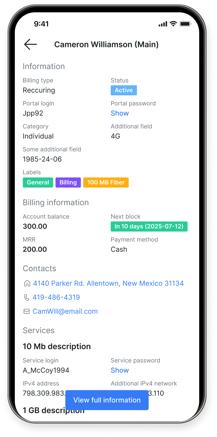 Customer profile in Splynx CommsApp with billing, contacts, and services
